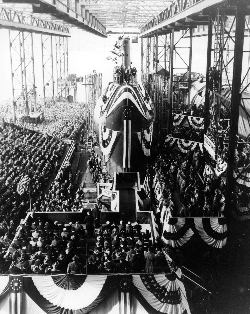 Illustration for article titled The World's First Nuclear Submarine Was Launched 60 Years Ago